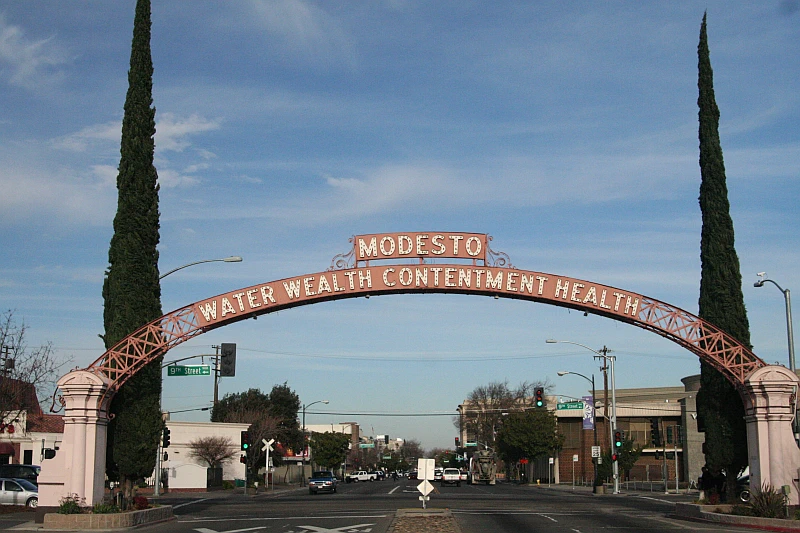 Modesto city arch